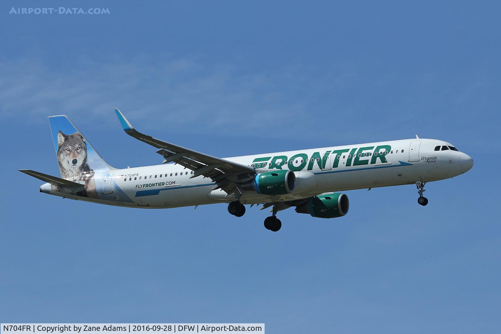 N704FR, 2015 Airbus A321-211 C/N 6845, Arriving at DFW Airport