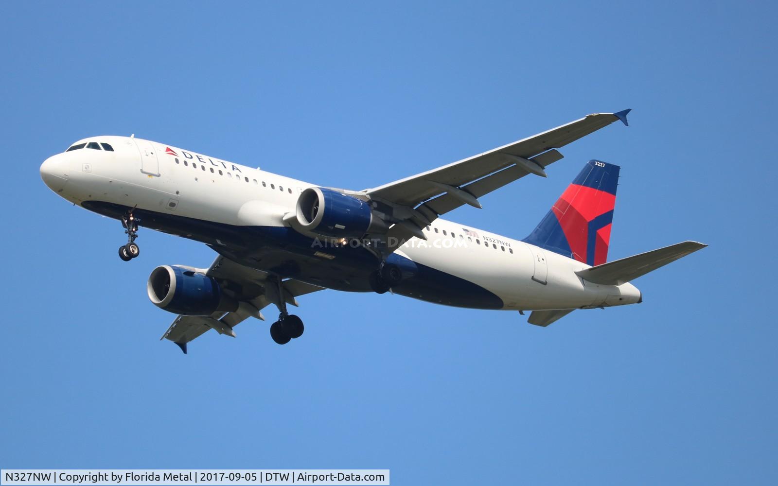N327NW, 1992 Airbus A320-211 C/N 297, Delta