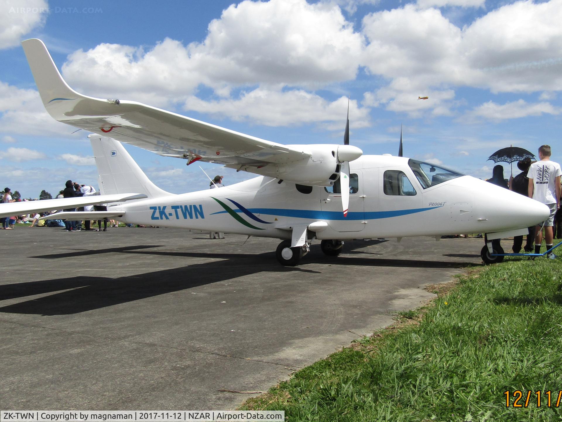 ZK-TWN, Tecnam P-2006T C/N 052, nice twin