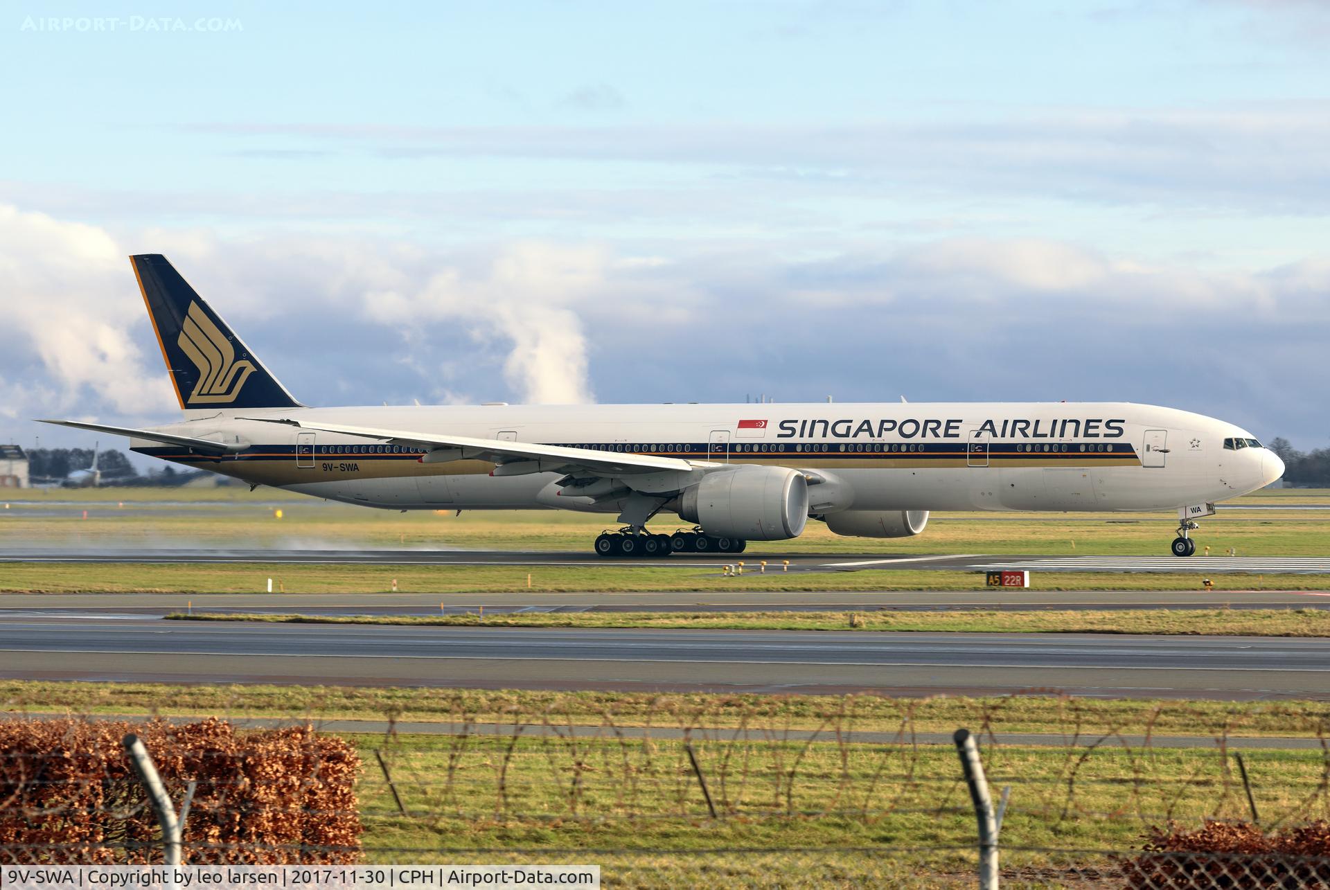 9V-SWA, 2006 Boeing 777-312/ER C/N 34568, Copenhagen 30.11.2017