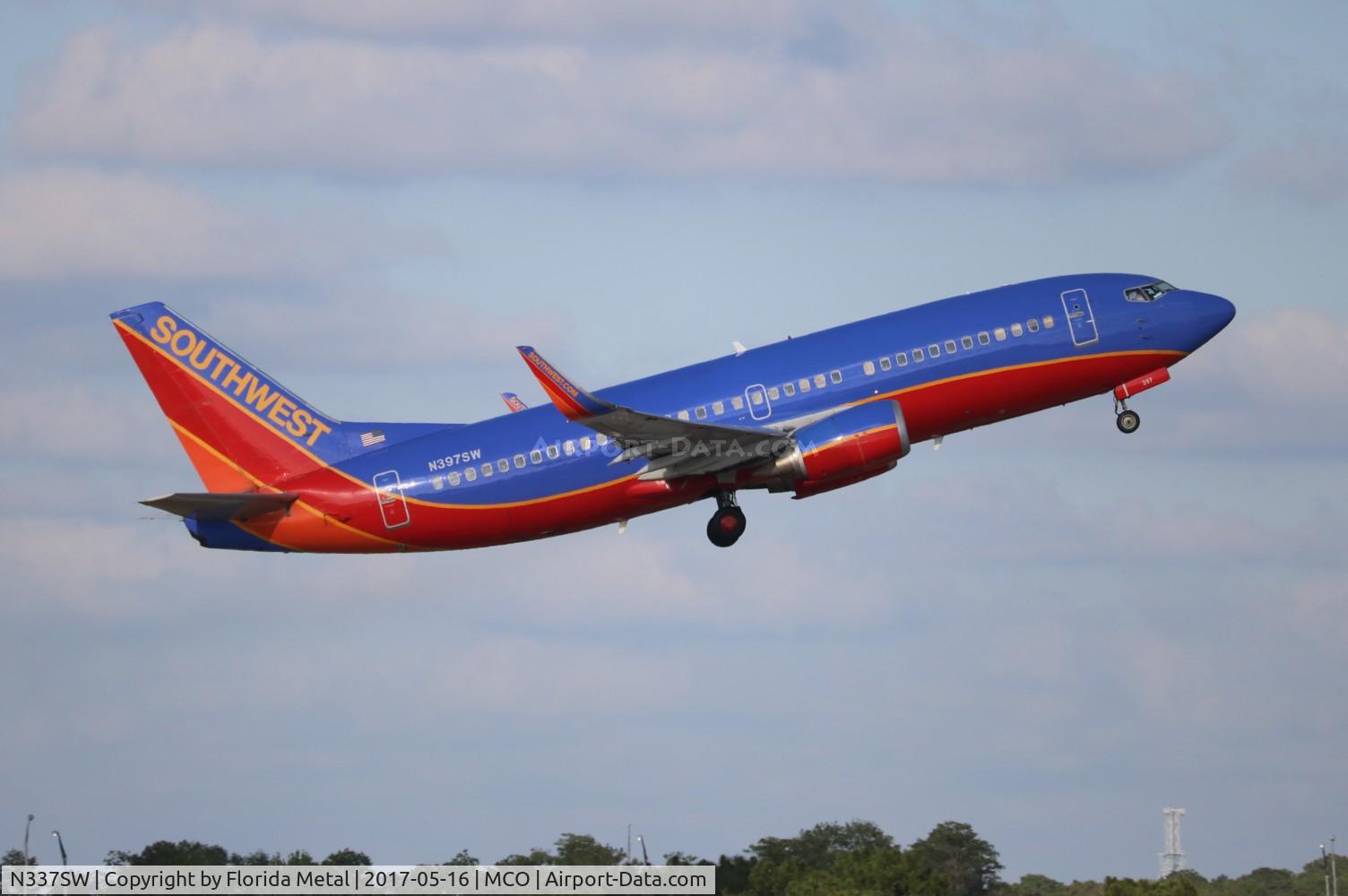 N337SW, 1988 Boeing 737-3H4 C/N 23959, Southwest