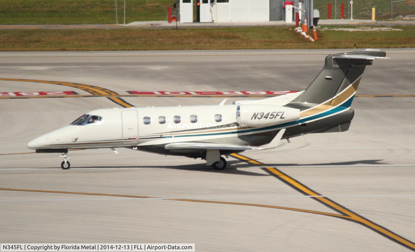N345FL, 2014 Embraer EMB-505 Phenom 300 C/N 50500208, Flight Options