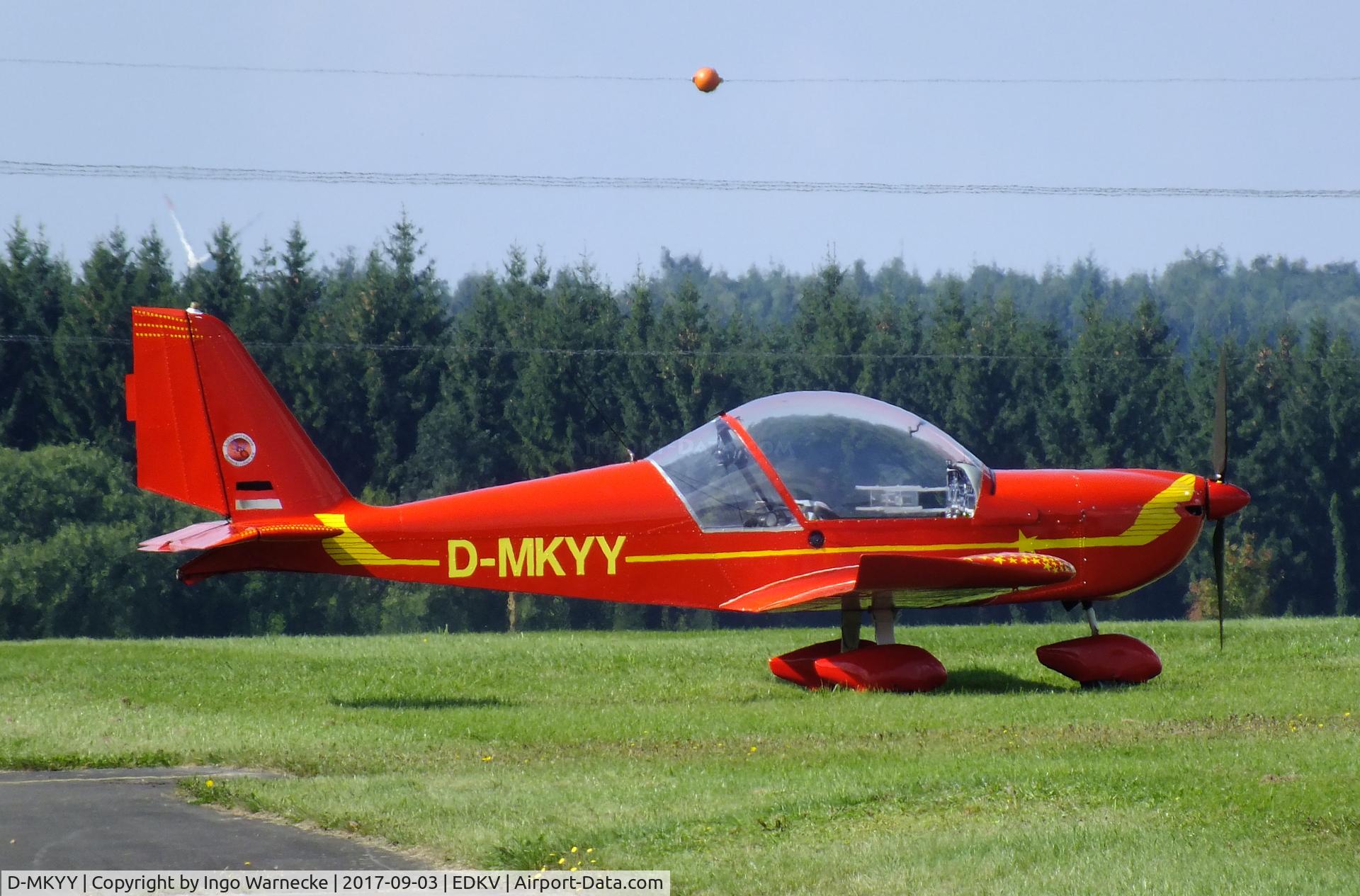 D-MKYY, 2004 Evektor EV-97 Eurostar C/N 2004-2115, Evektor EV-97 Eurostar at the Dahlemer Binz 60th jubilee airfield display