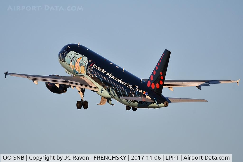OO-SNB, 2001 Airbus A320-214 C/N 1493, special Tintin livery applied Mar 2015