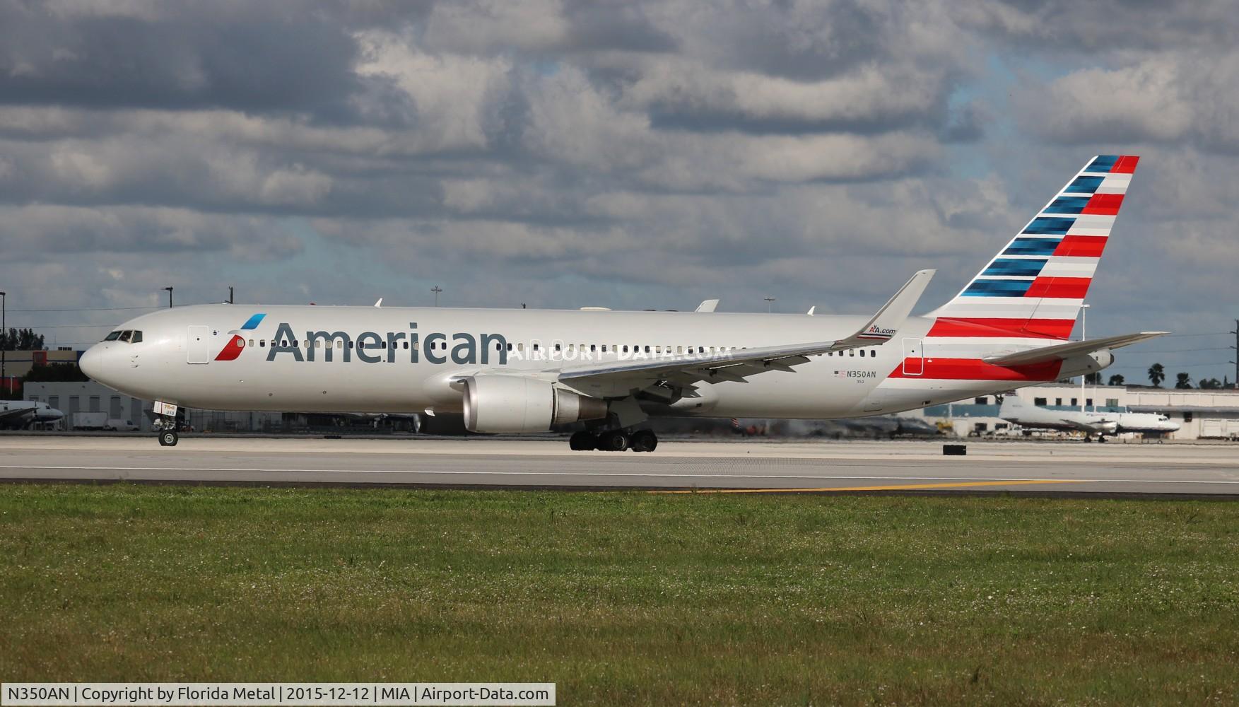 N350AN, 2003 Boeing 767-323/ER C/N 33089, American