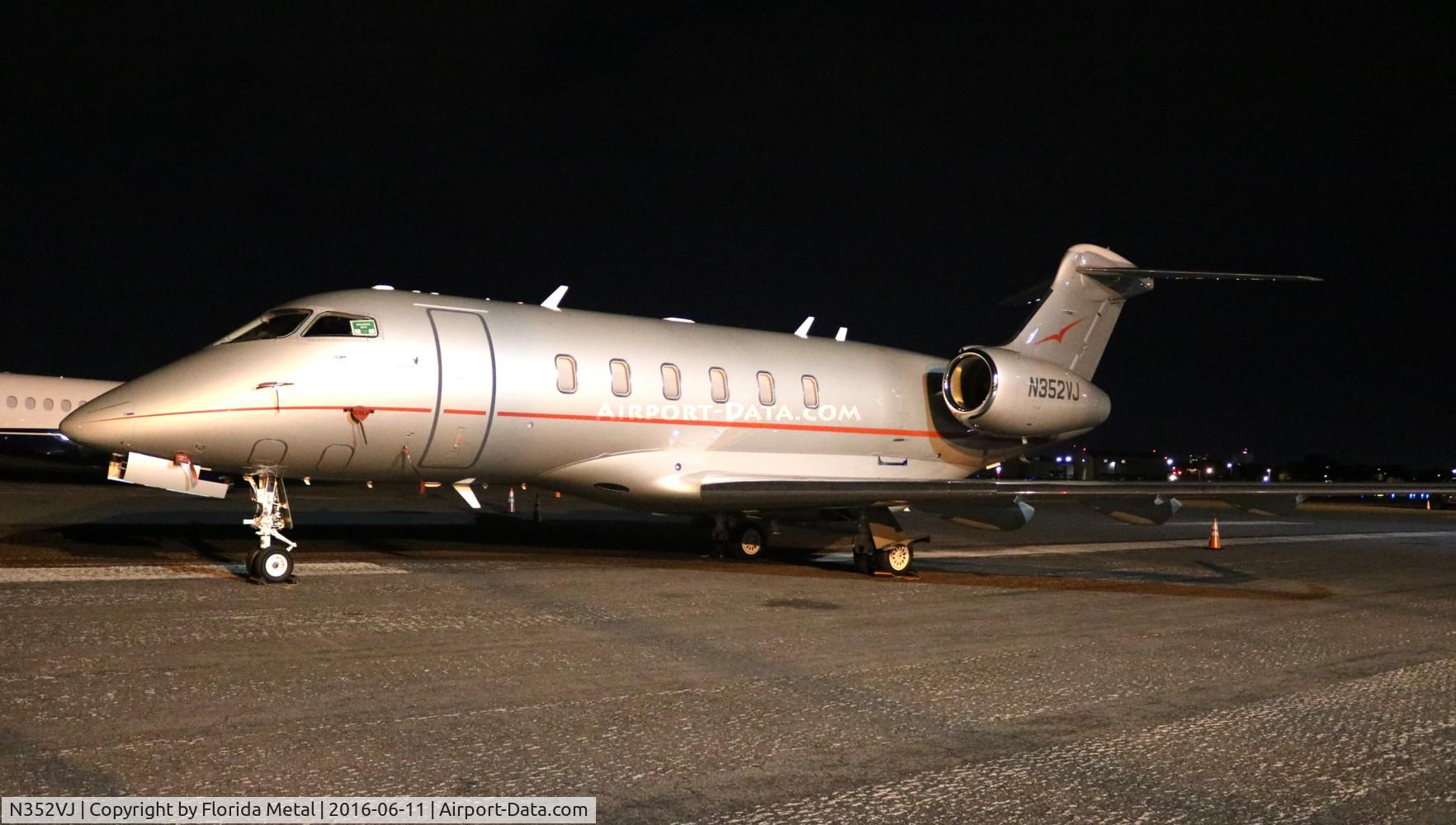 N352VJ, 2015 Bombardier Challenger 350 (BD-100-1A10) C/N 20576, Vista Jet