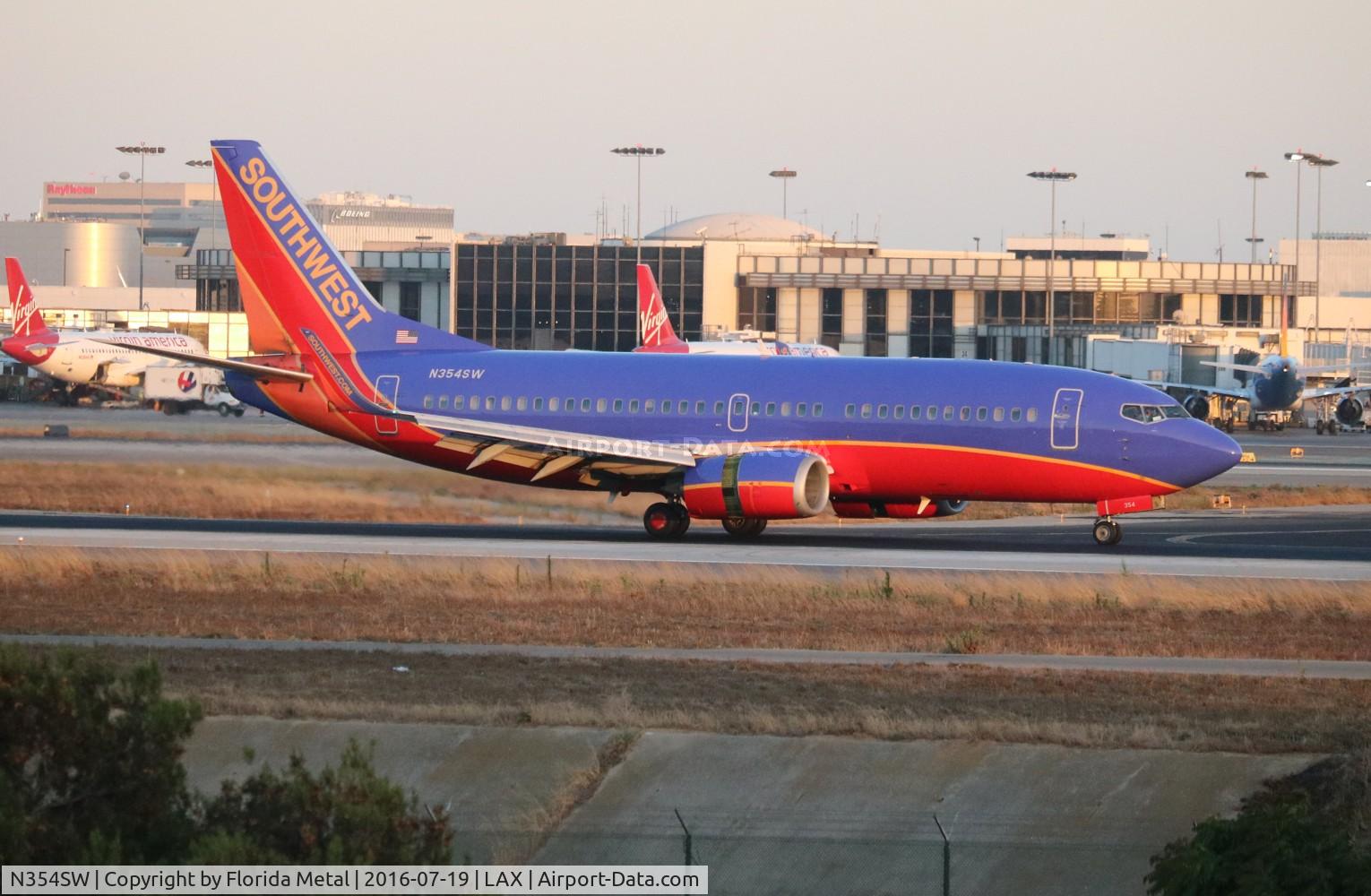 N354SW, 1991 Boeing 737-3H4 C/N 25219, Southwest