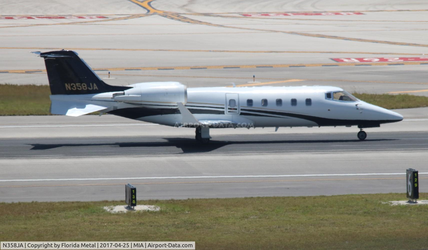 N358JA, Learjet 60 C/N 358, Lear 60