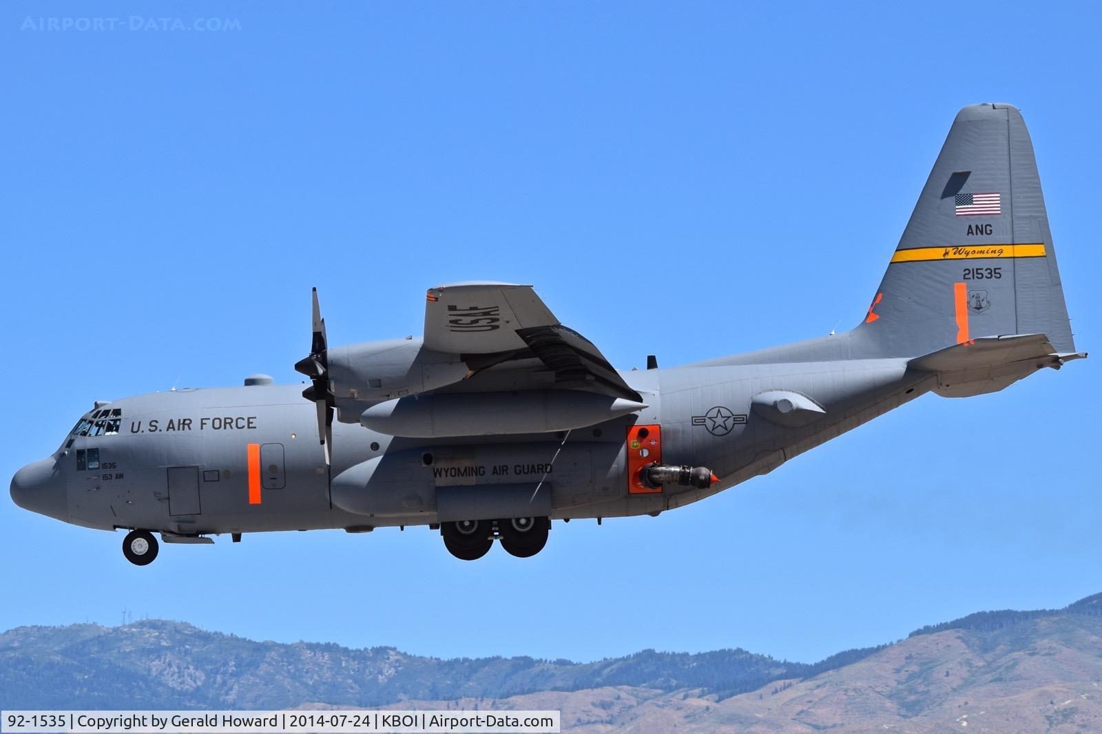 92-1535, 1992 Lockheed C-130H Hercules C/N 382-5324, Over the numbers for RWY 28L.  153rd Airlift Wing, WY ANG