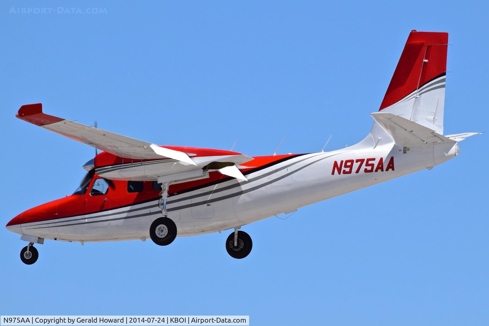 N975AA, 1974 Aero Commander 500 S C/N 3175, Landing RWY 28L.