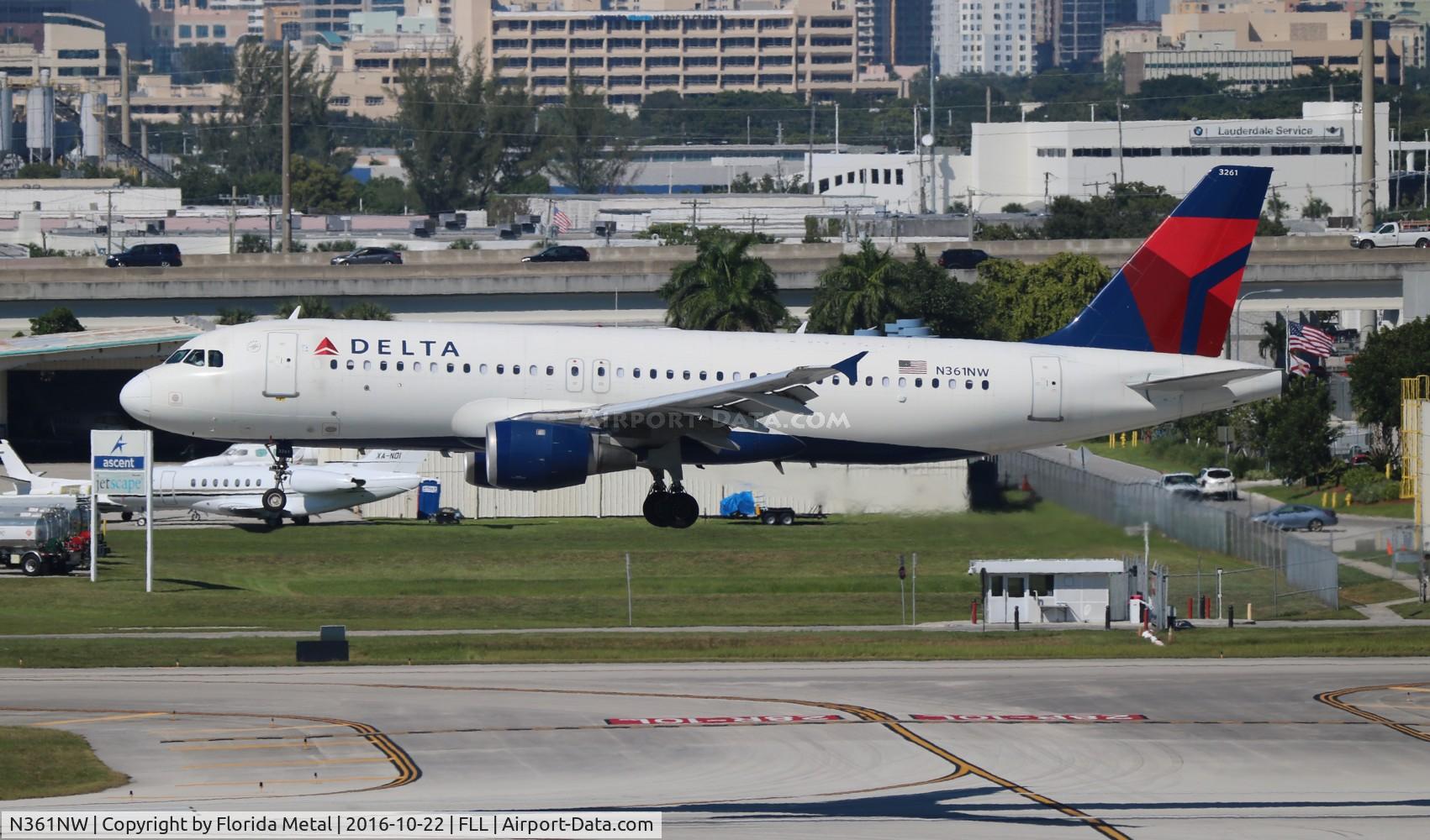 N361NW, 1998 Airbus A320-212 C/N 0907, Delta