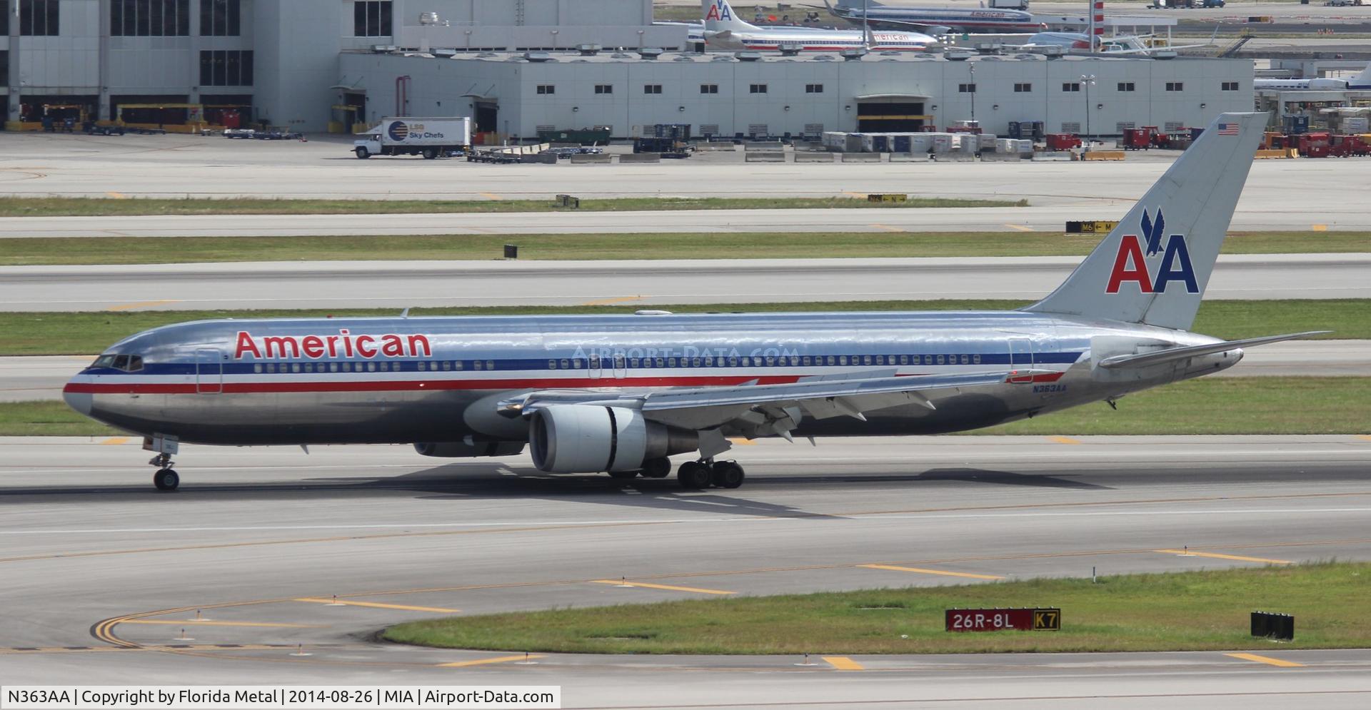 N363AA, 1988 Boeing 767-323 C/N 24044, American