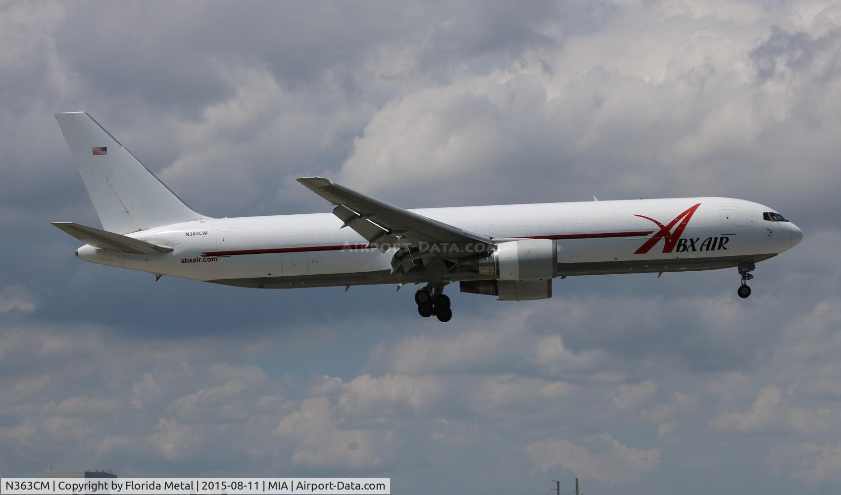 N363CM, 1990 Boeing 767-338 C/N 24853, ABX Air