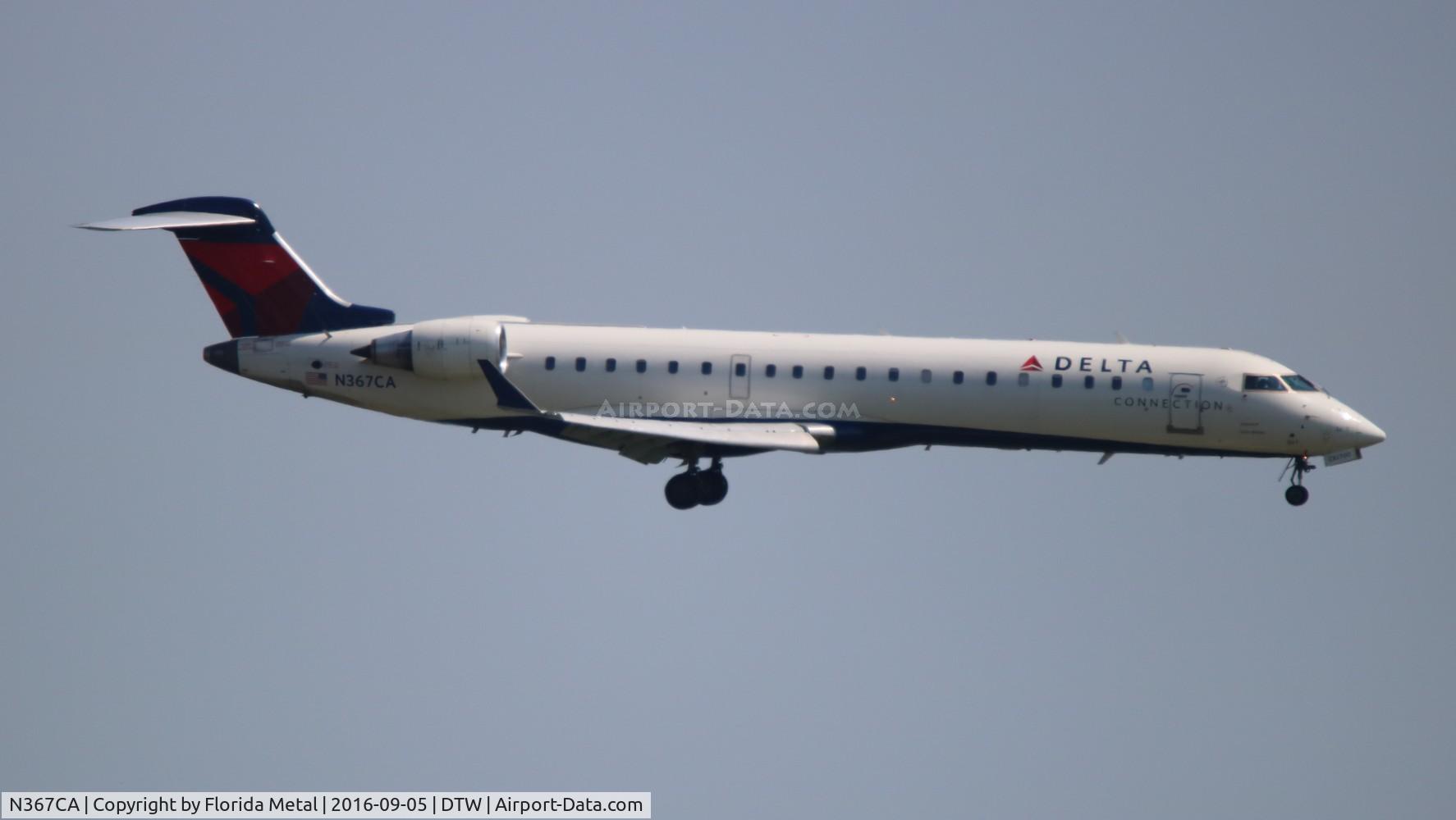 N367CA, 2002 Bombardier CRJ-701 (CL-600-2C10) Regional Jet C/N 10069, Delta CRJ-700