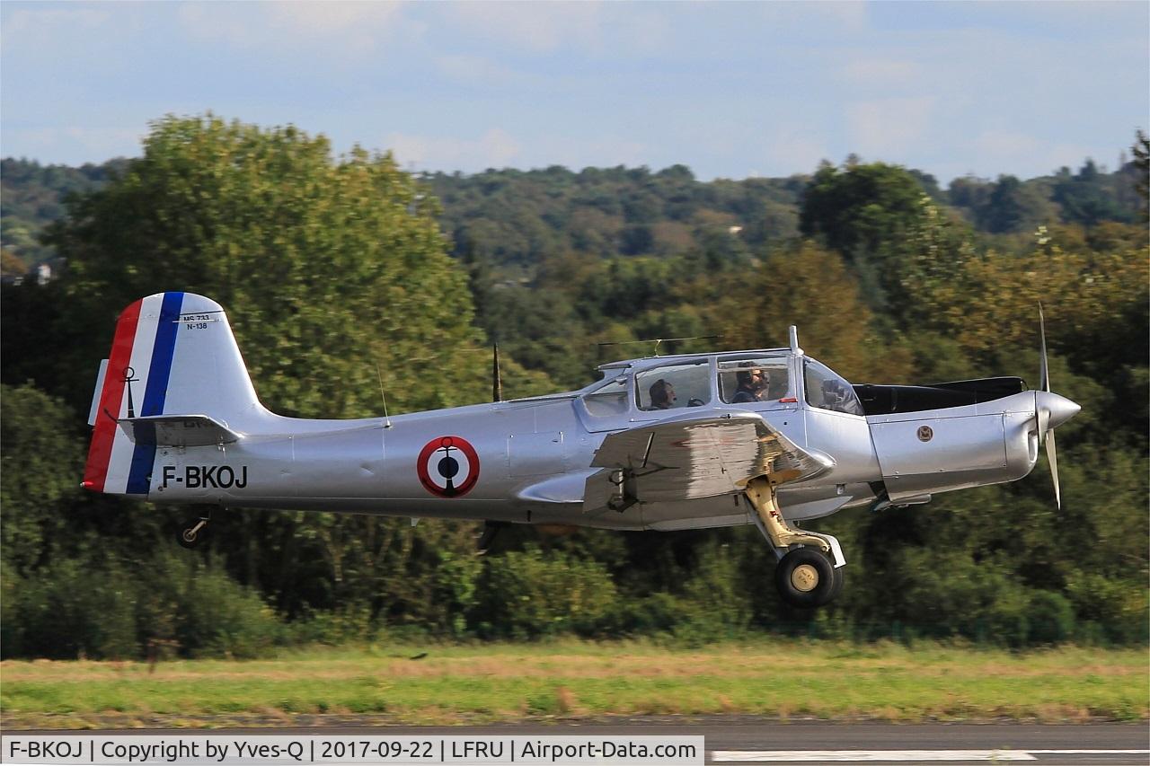 F-BKOJ, Morane-Saulnier MS-733 Alcyon C/N 138, Morane-Saulnier MS-733 Alcyon, Landing rwy 23, Morlaix-Ploujean airport (LFRU-MXN) air show 2017