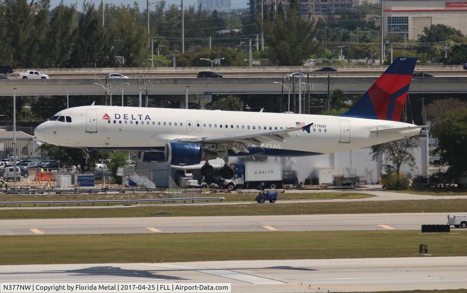 N377NW, 2003 Airbus A320-211 C/N 2082, Delta