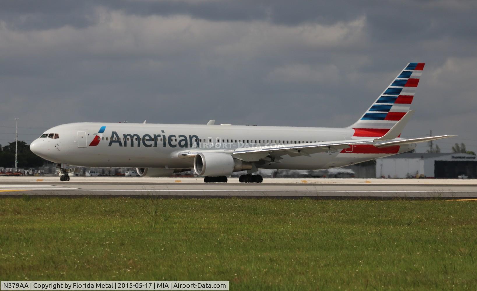 N379AA, 1993 Boeing 767-323/ER C/N 25448, American