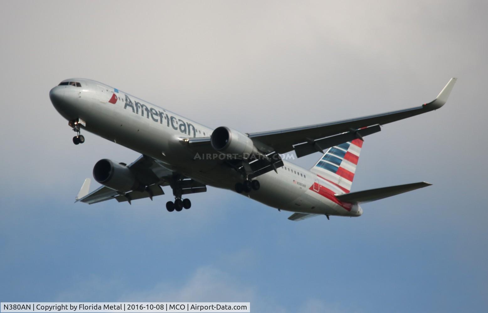 N380AN, 1993 Boeing 767-323 C/N 25449, American