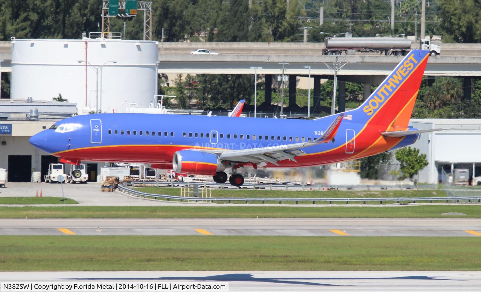 N382SW, 1994 Boeing 737-3H4 C/N 26588, Southwest