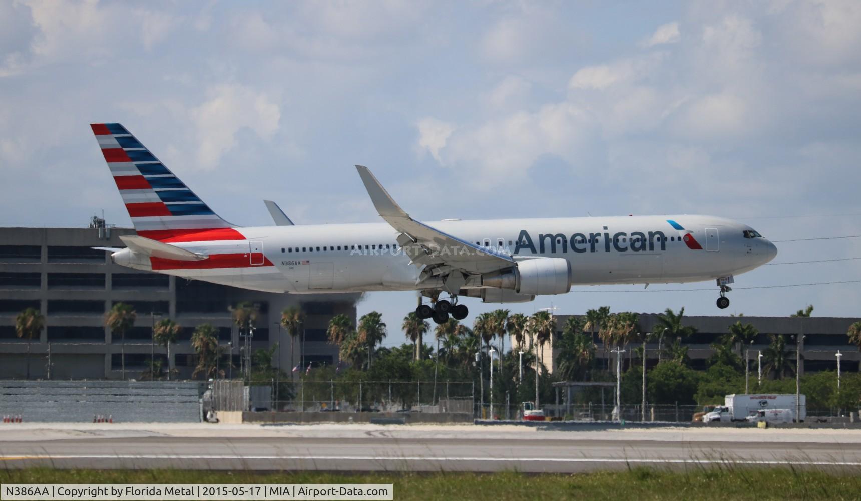 N386AA, 1994 Boeing 767-323/ER C/N 27060, American