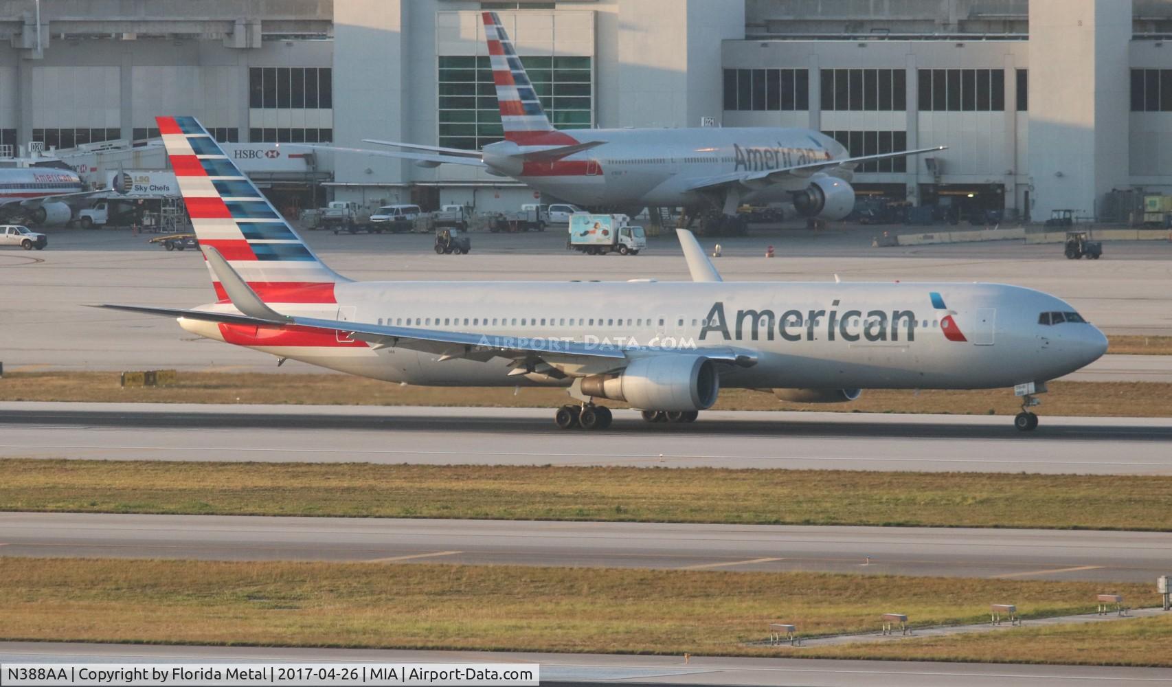 N388AA, 1994 Boeing 767-323 C/N 27448, American