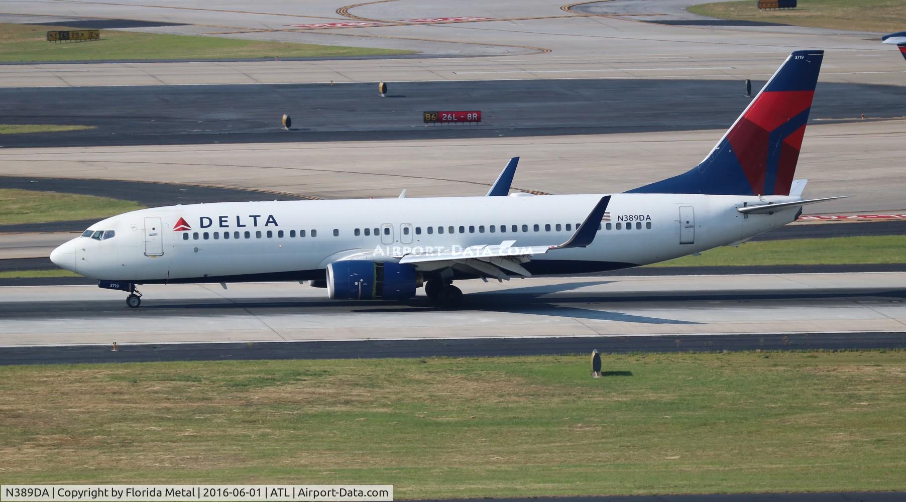 N389DA, 2000 Boeing 737-832 C/N 30376, Delta
