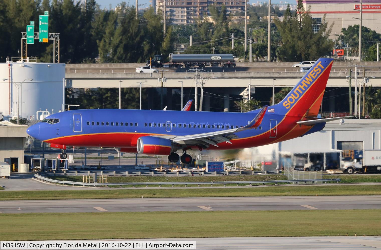 N391SW, 1994 Boeing 737-3H4 C/N 27378, Southwest