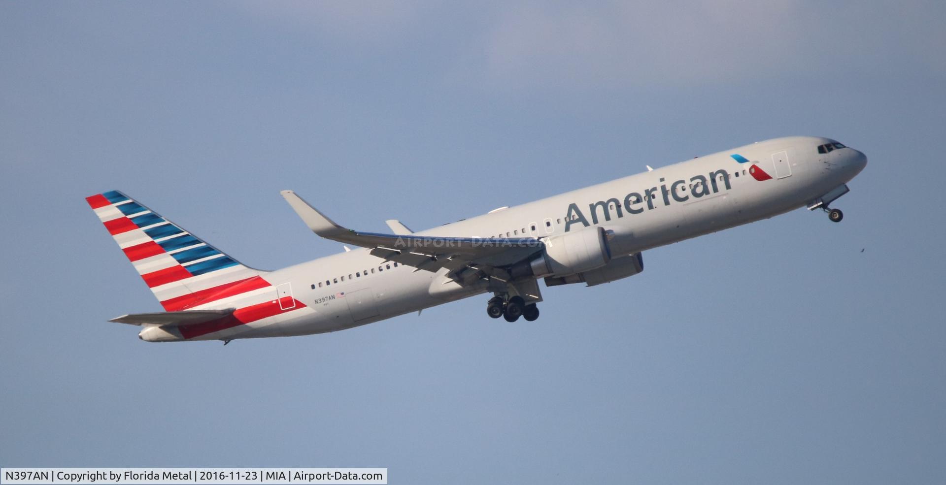 N397AN, 1999 Boeing 767-323/ER C/N 29604, American