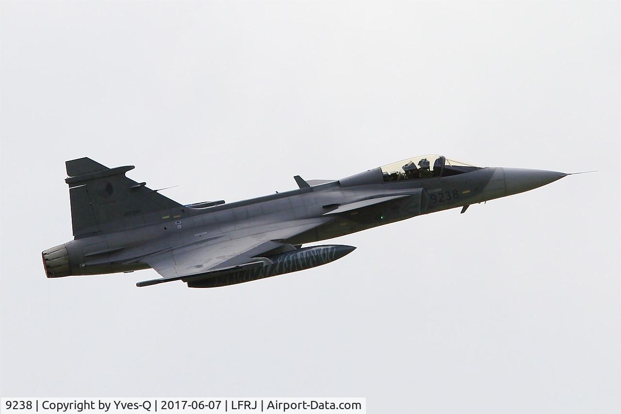 9238, Saab JAS-39C Gripen C/N 39238, Saab JAS-39C Gripen, Take off rwy 26 Landivisiau Naval Air Base (LFRJ) Tiger Meet 2017