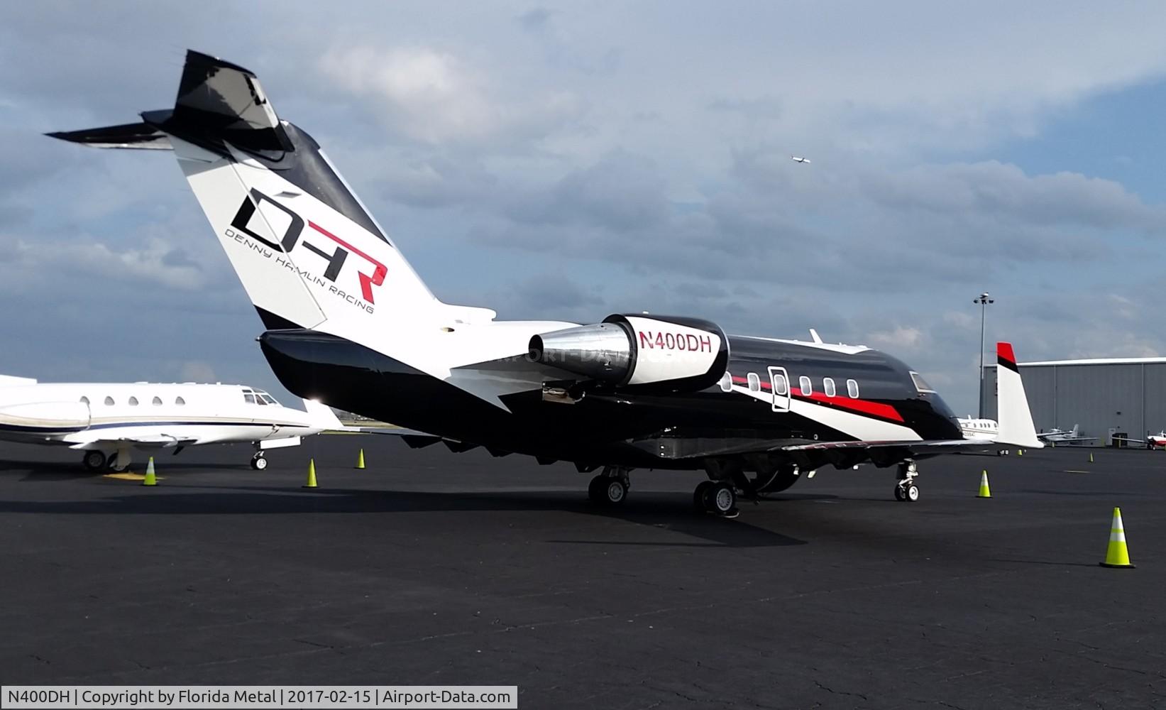 N400DH, 1989 Canadair 601-3A Challenger (CL-600-2B16) C/N 5036, Denny Hamlin