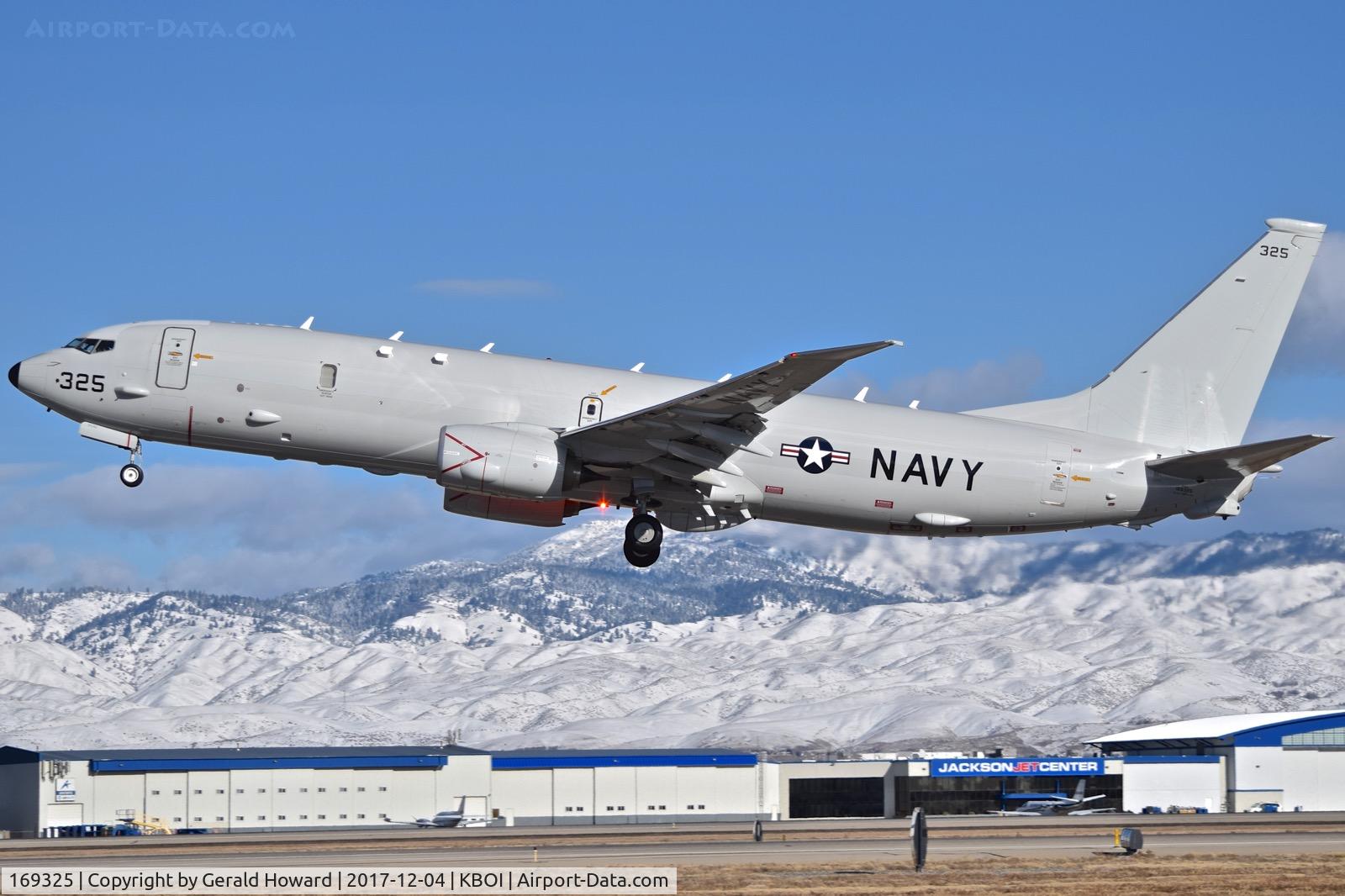 169325, 2016 Boeing P-8A Poseidon C/N 62292, Take off from RWY 28L.  Stationed at NAS Whidbey Island, WA.