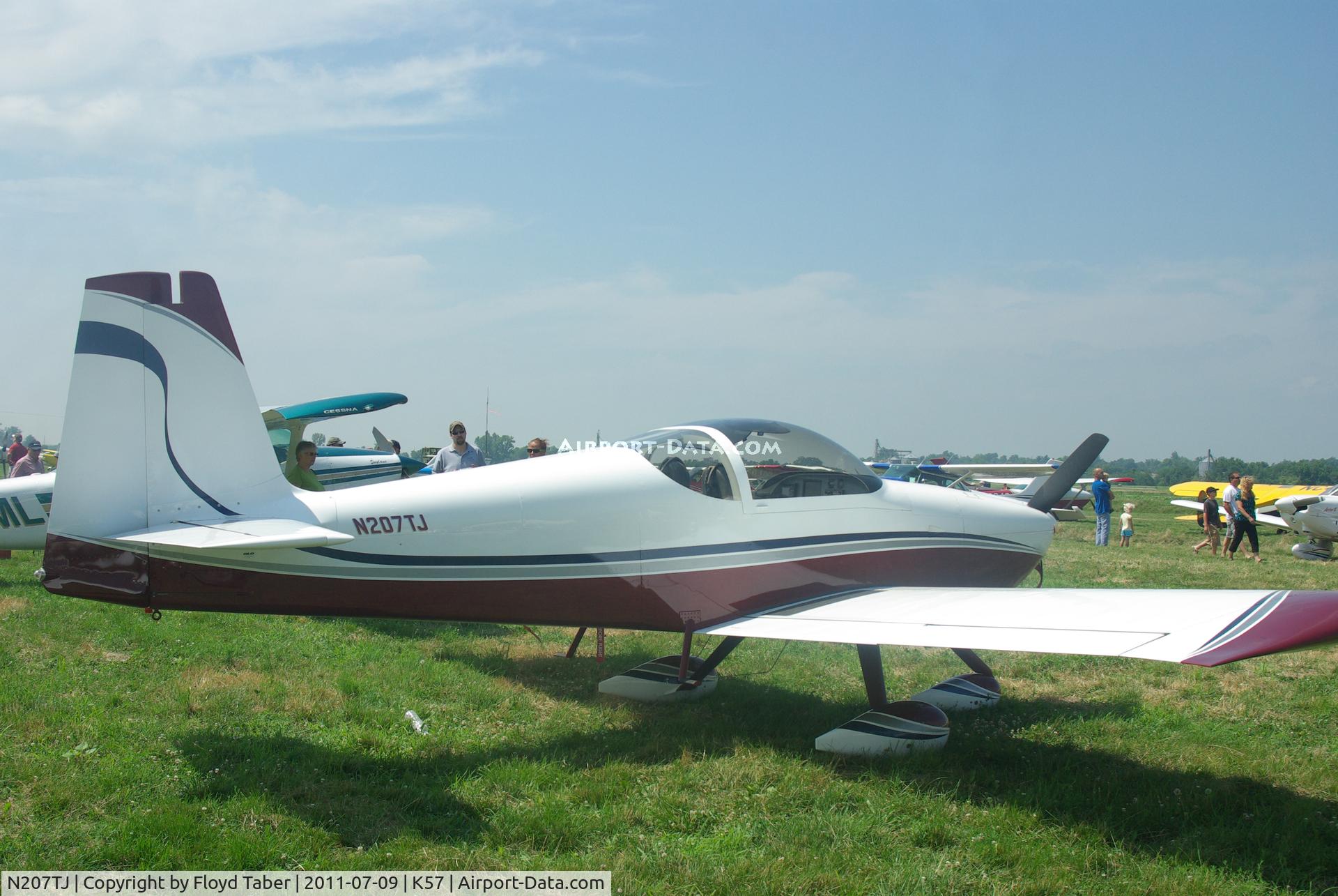 N207TJ, 2007 Vans RV-7A C/N 71909, At the Flying Wingnuts Airshow