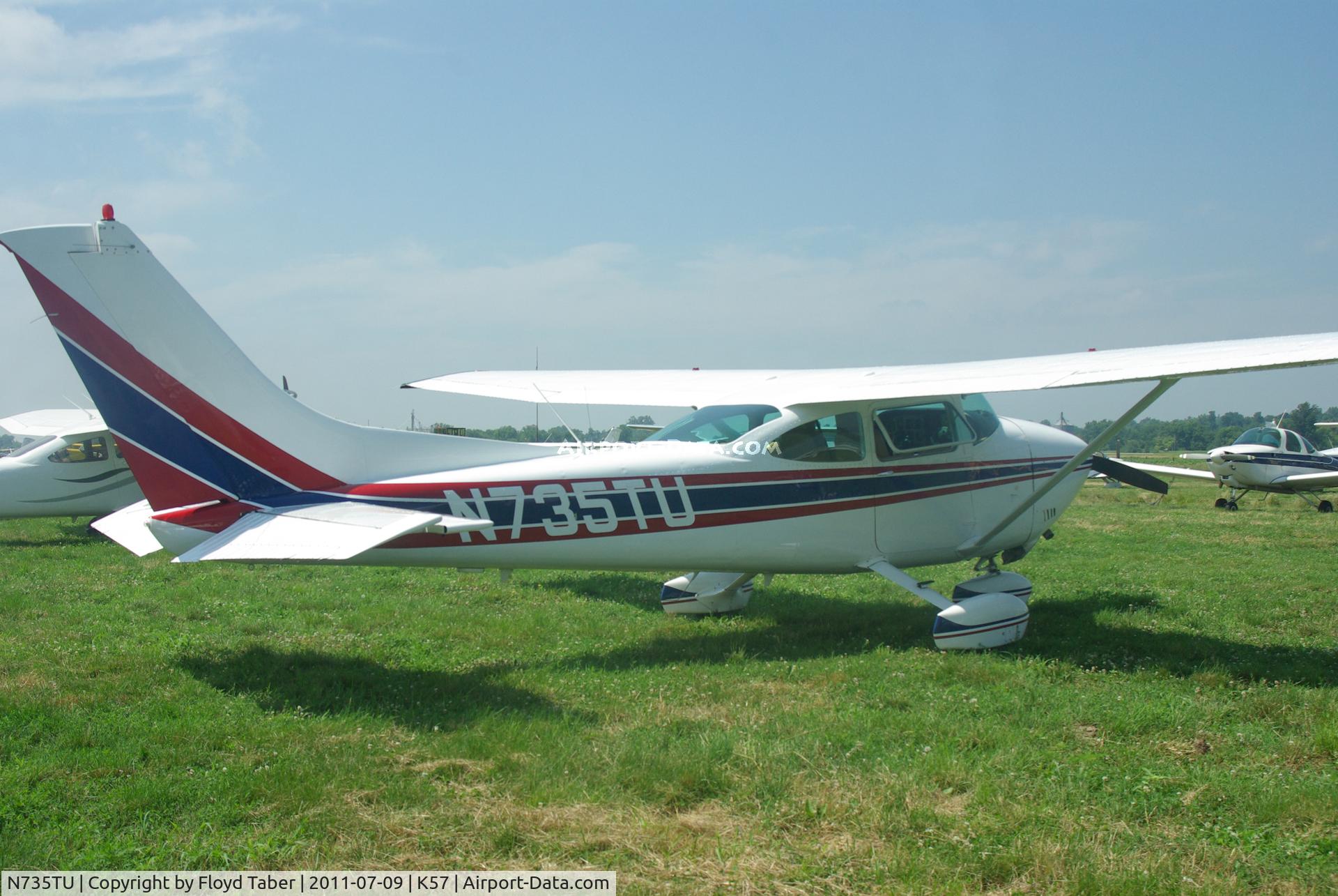 N735TU, 1977 Cessna 182Q Skylane C/N 18265678, At the Flying Wingnuts Airshow