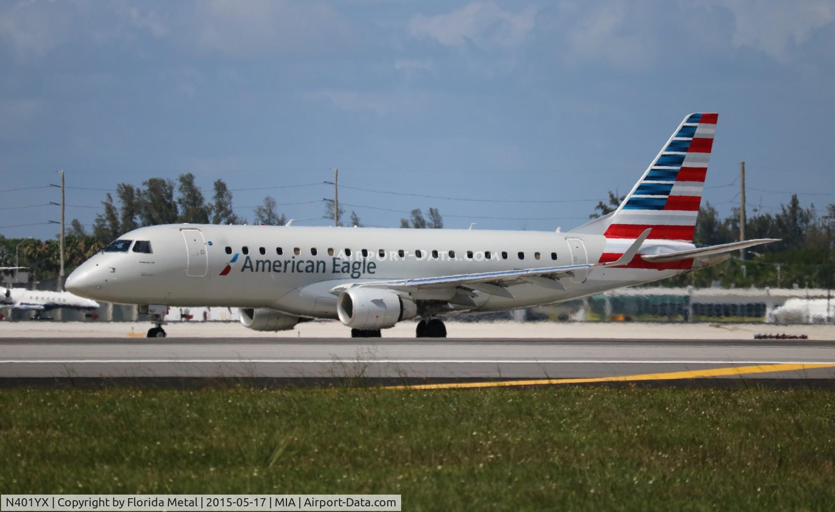 N401YX, 2013 Embraer 175LR (ERJ-170-200LR) C/N 17000363, American Eagle