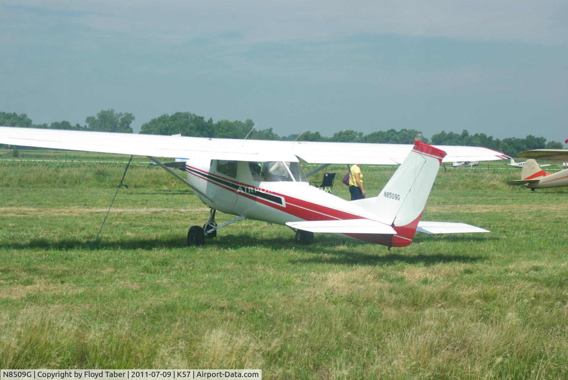N8509G, 1965 Cessna 150F C/N 15062609, At the Flying Wingnuts Airshow