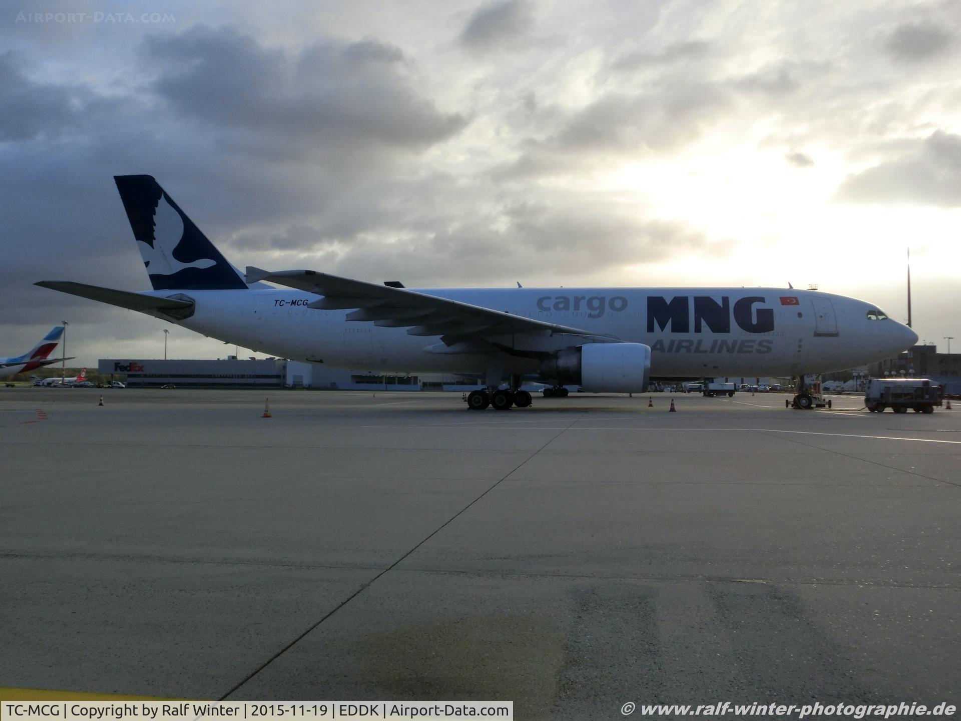 TC-MCG, 1994 Airbus A300B4-605R(F) C/N 739, Airbus A-300-605RF - MB MNB MNG Airlines - 739 - TC-MCG - 19.11.2015 - CGN