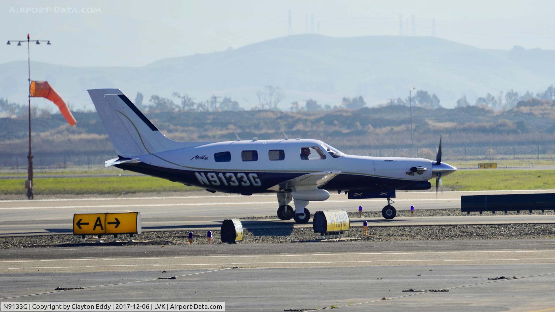 N9133G, 1988 Piper PA-46-310P Malibu C/N 4608111, Livermore Airport California 2017.