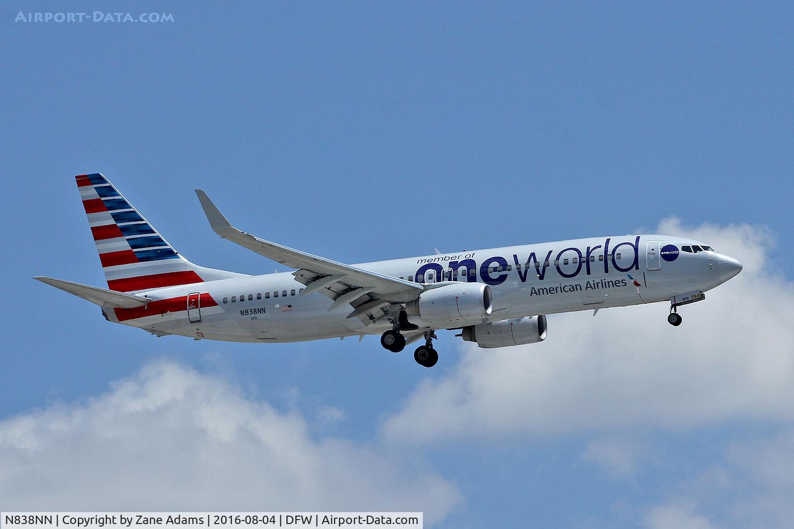 N838NN, 2010 Boeing 737-823 C/N 31097, Arriving at DFW Airport