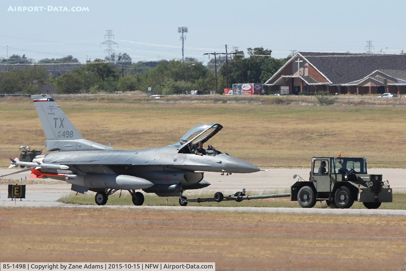 85-1498, 1985 Lockheed Martin F-16C Fighting Falcon C/N 5C-278, At NAS Fort Worth