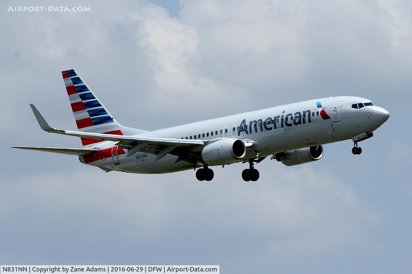 N831NN, 2010 Boeing 737-823 C/N 33211, Arriving at DFW Airport