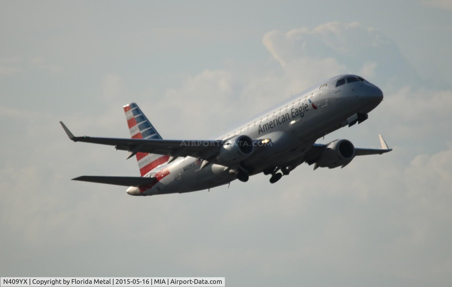 N409YX, 2013 Embraer 175LR (ERJ-170-200LR) C/N 17000372, American Eagle