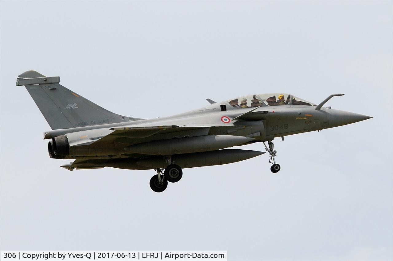 306, Dassault Rafale B C/N 306, Dassault Rafale B, Short approach rwy 08, Landivisiau Naval Air Base (LFRJ) Tiger Meet 2017