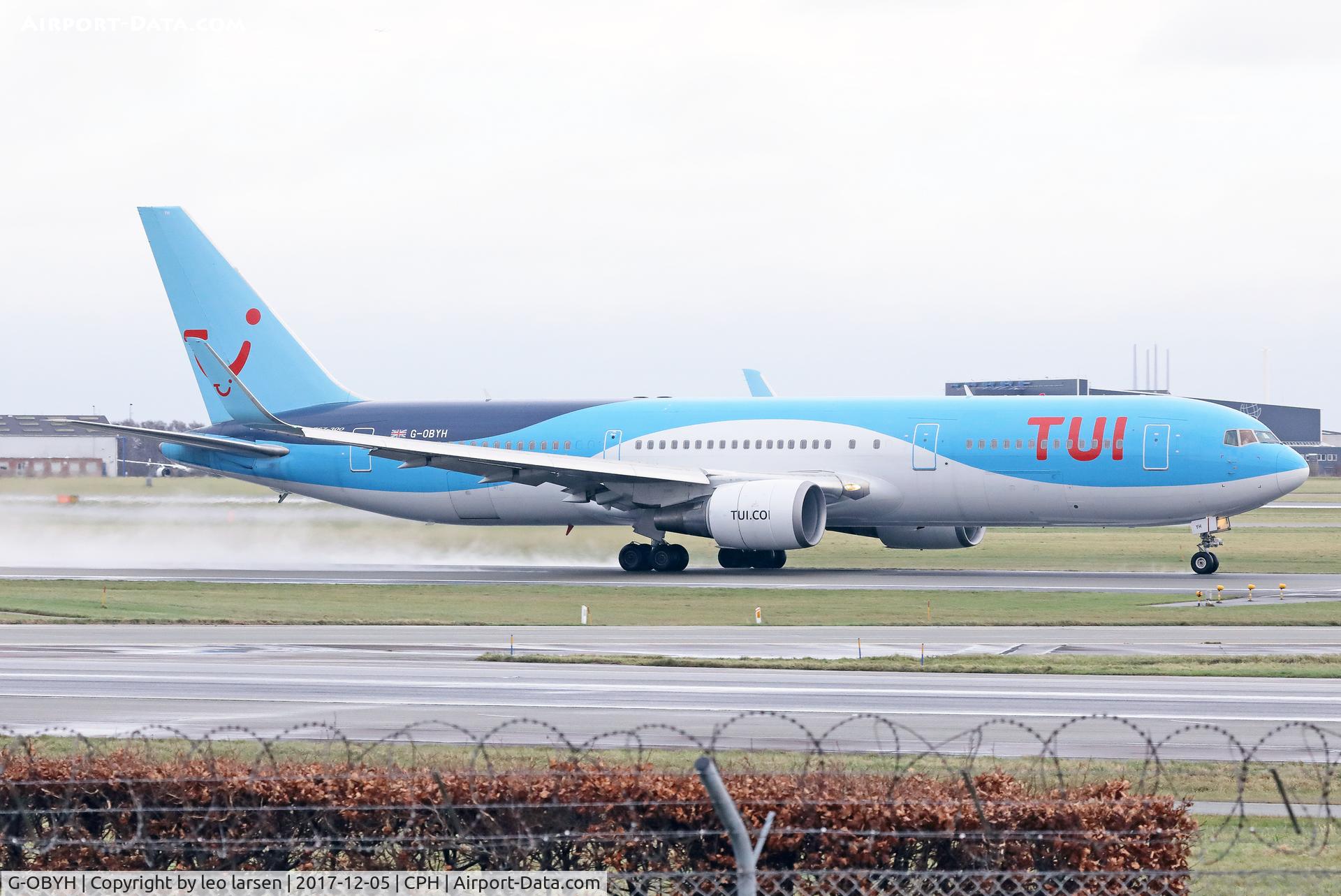 G-OBYH, 1999 Boeing 767-304/ER C/N 28883, Copenhagen 5.12.2017