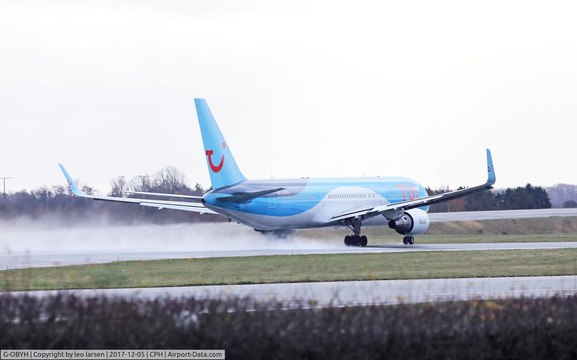 G-OBYH, 1999 Boeing 767-304/ER C/N 28883, Copenhagen 5.12.2017