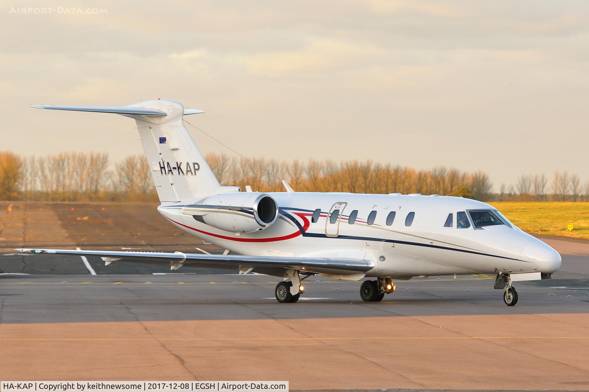 HA-KAP, 1997 Cessna 650 Citation VII C/N 650-7080, Surprise quick visitor.