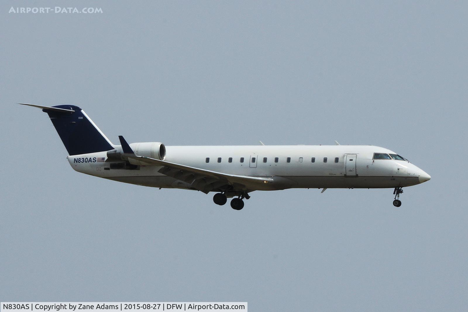 N830AS, 1998 Canadair CRJ-200ER (CL-600-2B19) C/N 7236, Arriving at DFW Airport