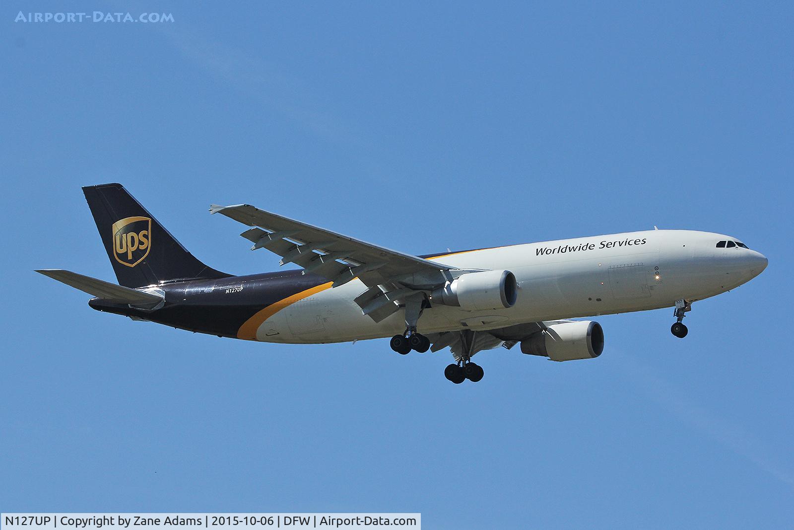 N127UP, 2000 Airbus A300F4-622R C/N 0811, Arriving at DFW Airport