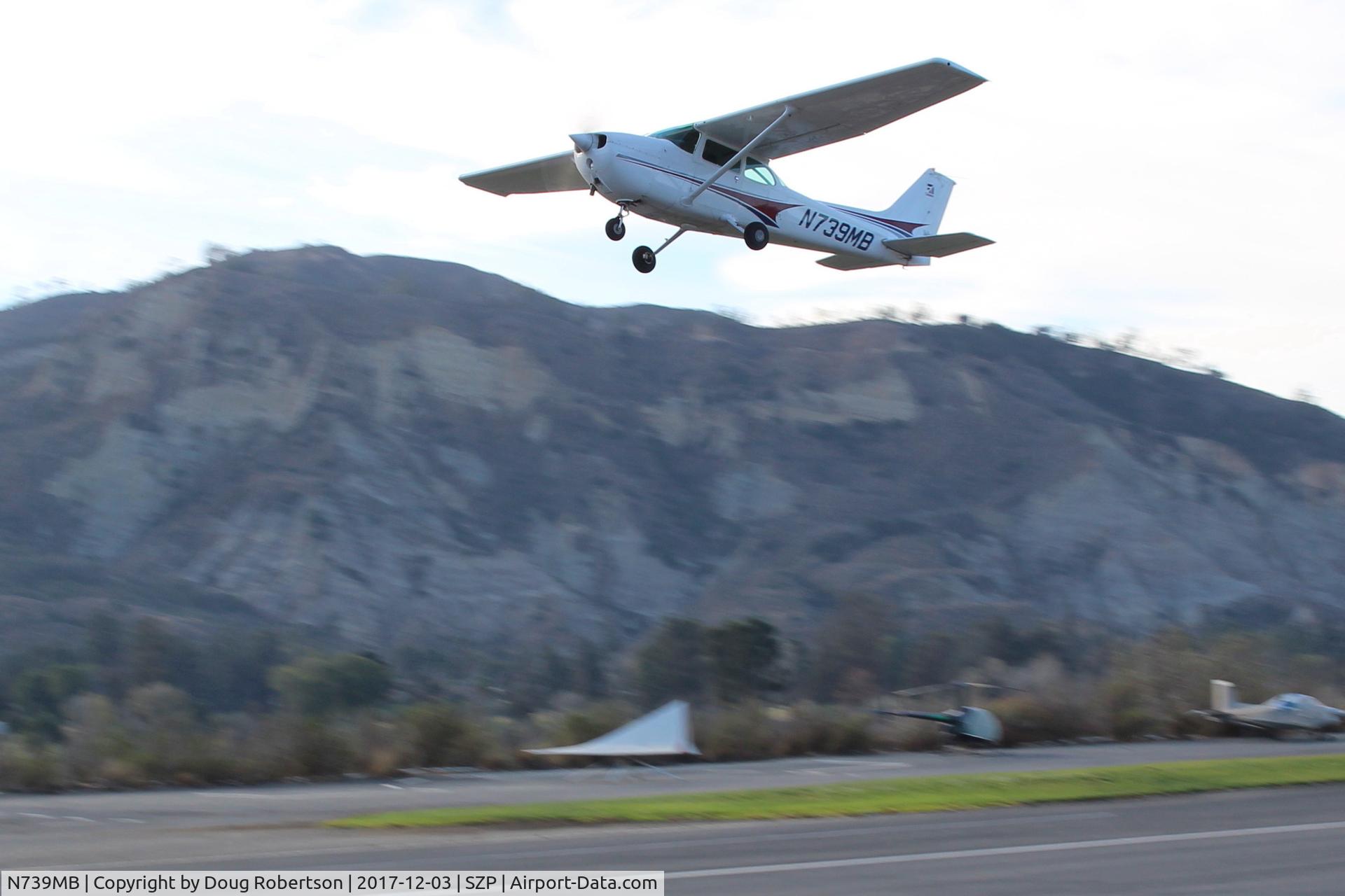 N739MB, 1978 Cessna 172N C/N 17270641, 1978 Cessna 172N SKYHAWK, Lycoming O-320-H2AD 160 Hp, takeoff climb Rwy 04