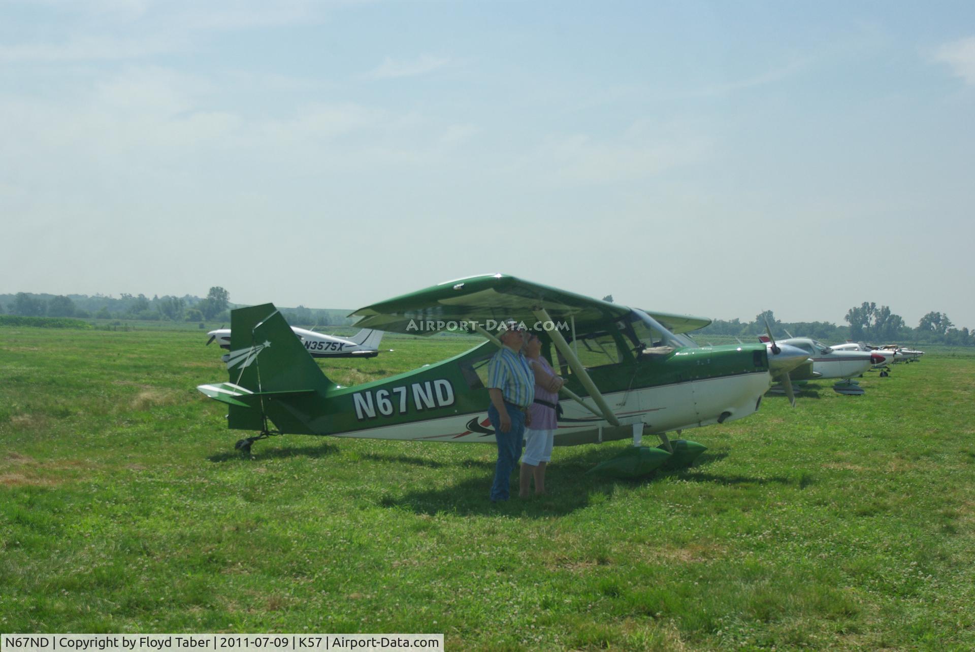 N67ND, 1992 American Champion 8KCAB Decathlon C/N 667-92, At the Flying Wingnuts Airshow