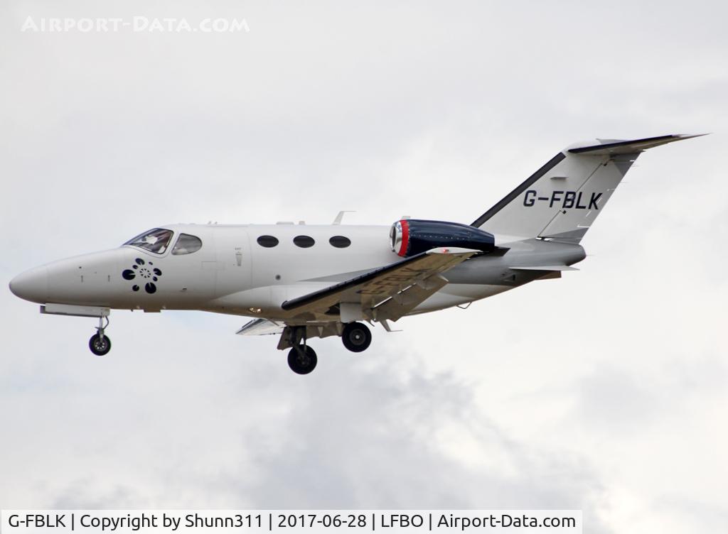 G-FBLK, 2007 Cessna 510 Citation Mustang Citation Mustang C/N 510-0027, Landing rwy 32L